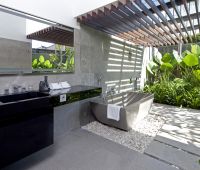 Villa Issi, Salle de bains d'amis