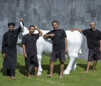 Villa Issi, Personnel de la Villa dédié